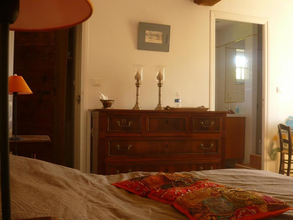 Bed & Breakfast - Maison De Marie Messimy-sur-Saone Eksteriør bilde