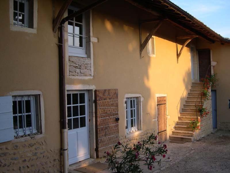 Bed & Breakfast - Maison De Marie Messimy-sur-Saone Eksteriør bilde